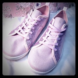 Baby Pink Glittery Causal Shoe